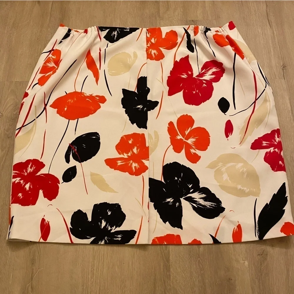 Kasper Pencil Skirt Red Floral Print Plus Size 24 Career Wear